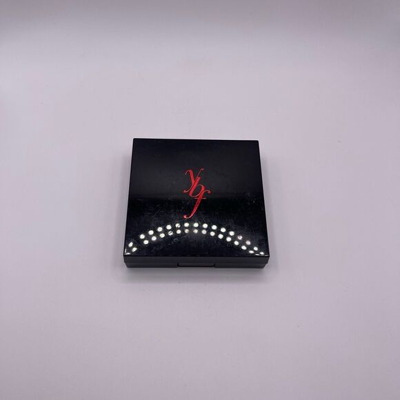 YBF Your Best Friend Neutralizing Face Pressed Powder - Picture 2 of 10
